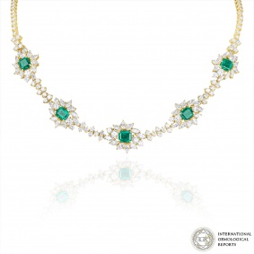 Yellow Gold Colombian Emerald & Diamond Necklace